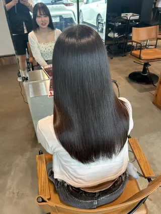 カラー tote. 成瀬晃のヘアスタイル