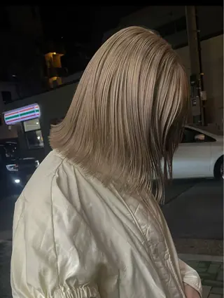 ミディアム カラー カットモデル/ ハイトーン/ゆうあのヘアスタイル