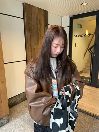 ロング カラー 渋谷 留菜のヘアスタイル