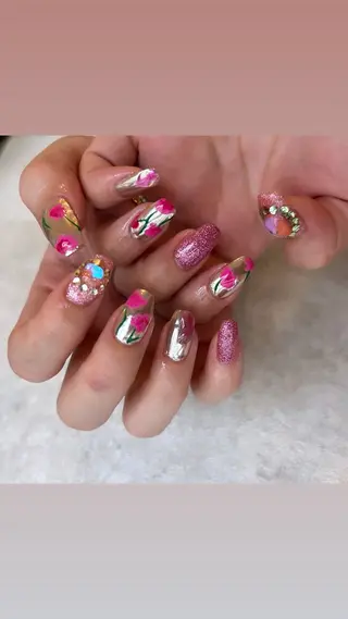 ネイル 《カメレオン》 西田美輝のヘアスタイル