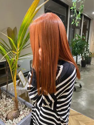 セミロング yate'/ Wカラー/小出捷也のヘアスタイル