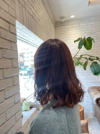 ミディアム シモカワ マシロのヘアスタイル