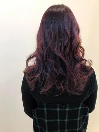 ロング カラー 湯浅 了一のヘアスタイル