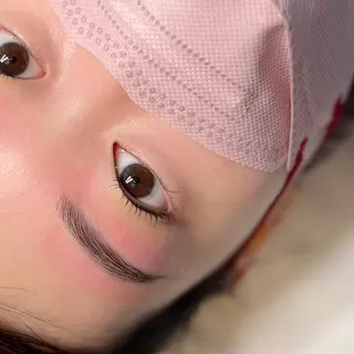 アイブロウ ulu 眉毛ハーブ毛穴肌改善の眉毛・アイブロウイメージ