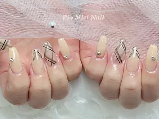 ネイル HANA 長さだしのネイルデザイン