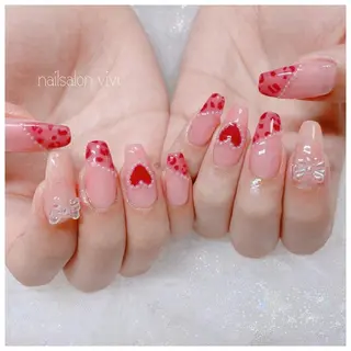 ネイル ＶＩＶＩ nailsalonのネイルデザイン