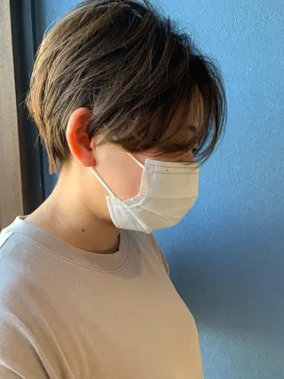 ショート ✨白髪ぼかし 🍀MINAKO☆のヘアスタイル