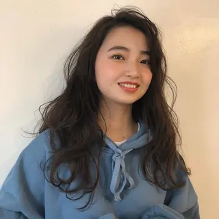 ロング カラー h a k u 大倉 卓人のヘアスタイル