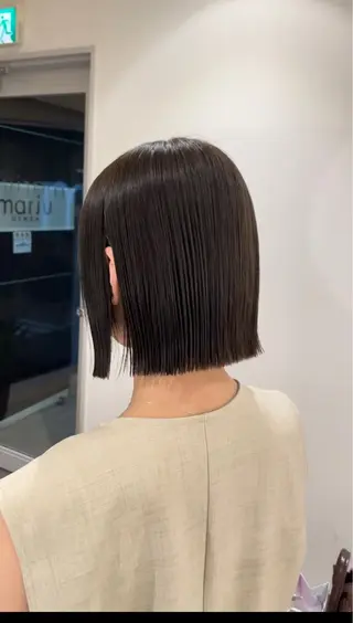 ショート 赤みオフの透明感職人 /ケア重視の美髪施術のヘアスタイル