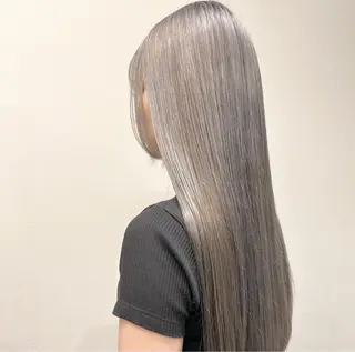 ロング カラー EIIR 玉造.のヘアスタイル