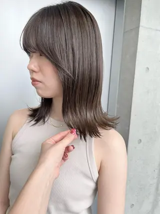 ミディアム カラー パーマ ヘアアレンジ 透明感/オリーブ/ グレージュ/YUKAのヘアスタイル