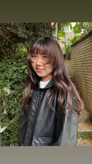 ロング 捺葵 @72tomi__のヘアスタイル