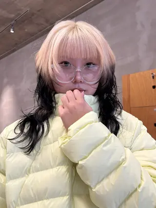 カラー wewe: momoeのヘアスタイル