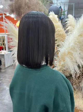 ミディアム LOMARLIE JURIAのヘアスタイル