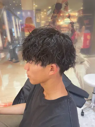 パーマ メンズ 束感まつ毛 ／nicoのヘアスタイル