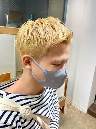 カラー メンズ écouter所属・ショート/ウルフ ハイトーン/カイセイのヘアスタイル