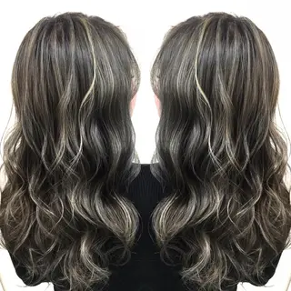 セミロング カラー 井上 一平のヘアスタイル