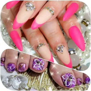 ネイル 占いができるネイルサロン「ネイルベル」所属・さいとう りなのネイルデザイン