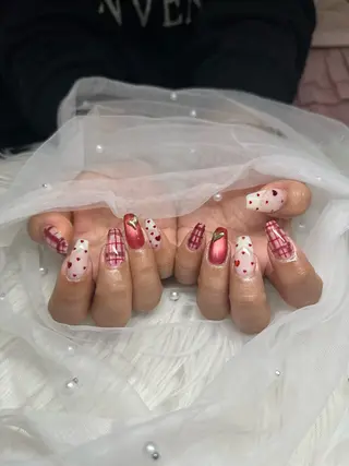 ネイル Nail's AOAQUA所属・AOAQUA SHIORIのネイルデザイン