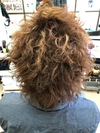 パーマ メンズ ヘアサロン モカ所属・石塚 浩のヘアスタイル