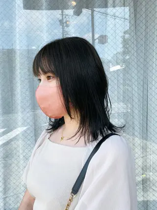 ミディアム カラー 高浜 夕海のヘアスタイル