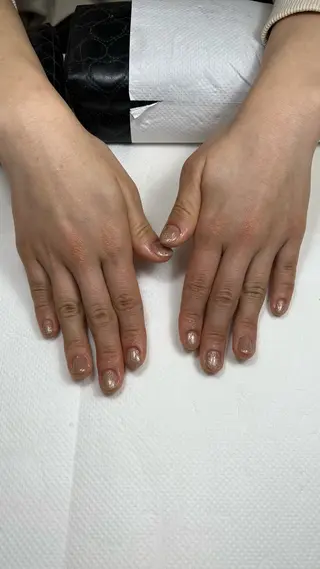 ネイル 名越 彩花のネイルデザイン