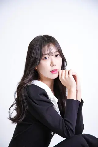 ロング カラー ヘアアレンジ メンズ マツエク・マツパ アイブロウ 韓国/顔周り/透明感 /レイヤー/ひなたのヘアスタイル