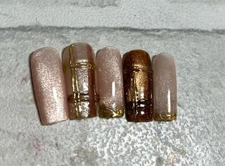 ミディアム 2dy所属・2DY NAIL SALONのネイルデザイン