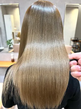 ロング 中村 ひなたのヘアスタイル
