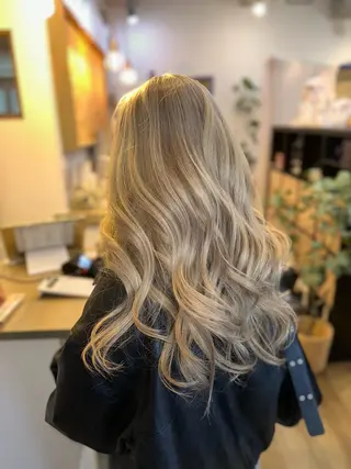 ロング Liere ISHIZUのヘアスタイル