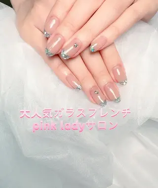 ネイル pink ladyサロン所属・べ にのネイルデザイン