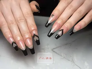 ネイル 💕鈴木ユリ パラジェル/オフ無料のネイルデザイン