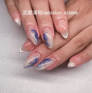 ネイル R inのネイルデザイン