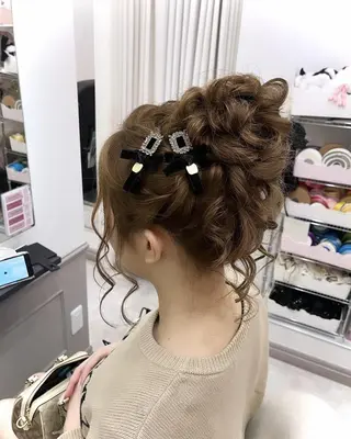 ロング ヘアアレンジ lien ヘアサロンリアンのヘアスタイル
