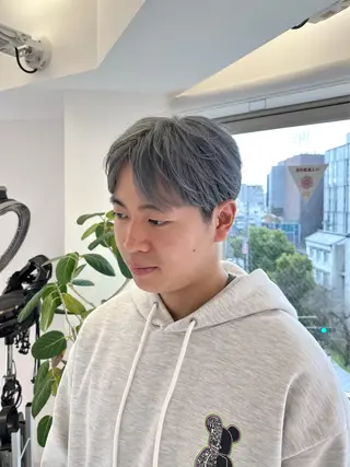 カラー メンズ 野中里紗/ ベージュカラーのヘアスタイル