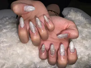 ネイル Salon de Swallow所属・阿部 まなかのネイルデザイン