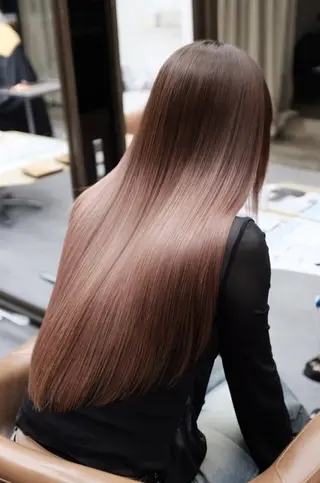 ロング カラー 藤原快斗/レイヤー /ウルフ/ハイトーンのヘアスタイル