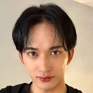 メンズ GO TODAY シェアサロン　原宿　Verno店所属・センターパート特化/ メンズカット/ヒロキのヘアスタイル