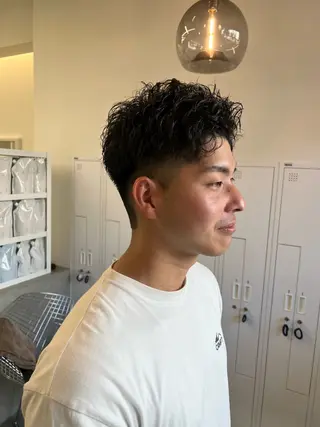 パーマ メンズ 近藤 千裕のヘアスタイル