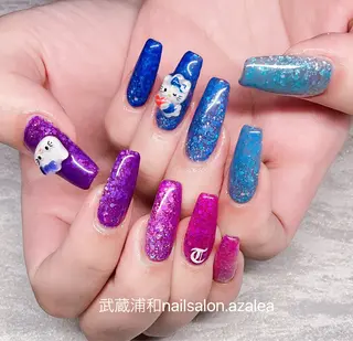 ネイル R inのネイルデザイン