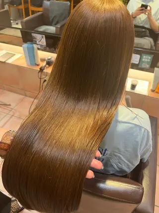 ロング YUMEKA🩶/ 透明感カラー🥣のヘアスタイル