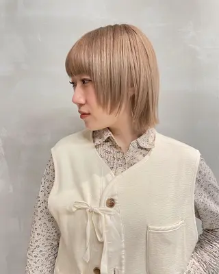 カラー wewe: momoeのヘアスタイル