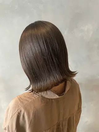 ミディアム カラー 長谷川 沙紀のヘアスタイル