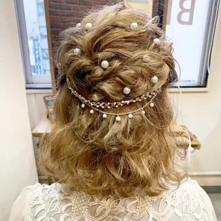 ミディアム ヘアアレンジ IDEA 柏の葉KOILRINKGARAGE所属・お洒落満足度 ◎💮井上のヘアスタイル