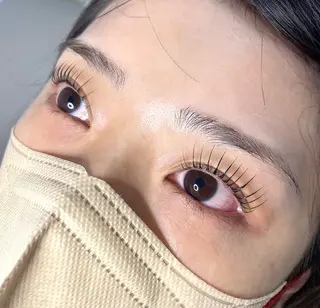 マツエク・マツパ Nae.所属・眉毛/まつ毛/代官山 アイサロン🌻NAEのマツエク・マツパデザイン