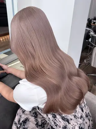 ロング カラー MARQUEE所属・Ayame / ハイトーンカラーのヘアスタイル