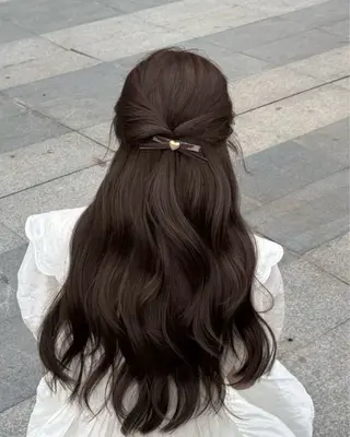 カラー 米元 ひなののヘアスタイル