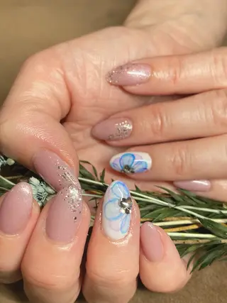 ネイル Nakanail ChiKaのネイルデザイン