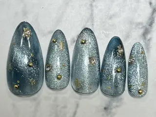 ネイル ❤️💛🩵京橋 痛ネイル⭐️3Dのネイルデザイン