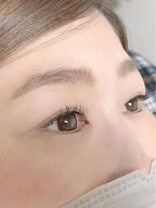 マツエク・マツパ luonto ルオントの眉毛・アイブロウイメージ